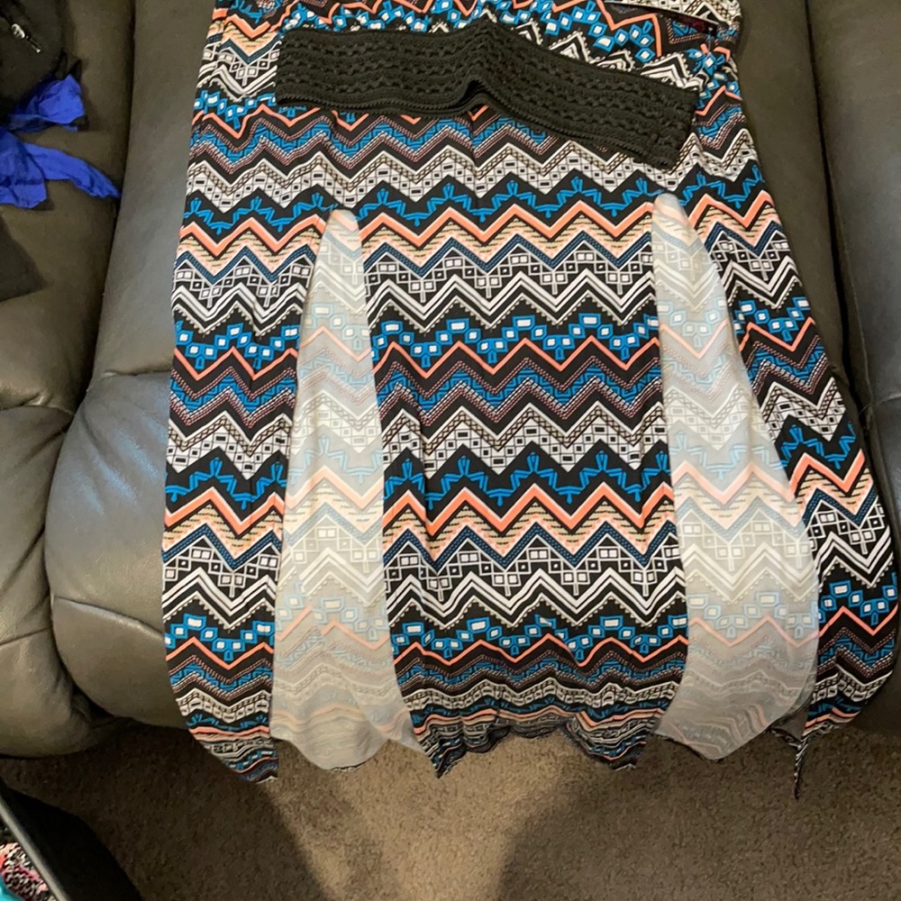 Skirt NWT long with split